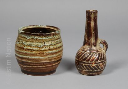 CERAMIQUES CONTEMPORAINES OLIVIER PETTIT (1918 - 1979)



Vase soliflore en grès...