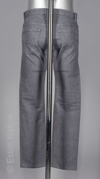 DIOR HOMME Grey denim jeans (W 30)