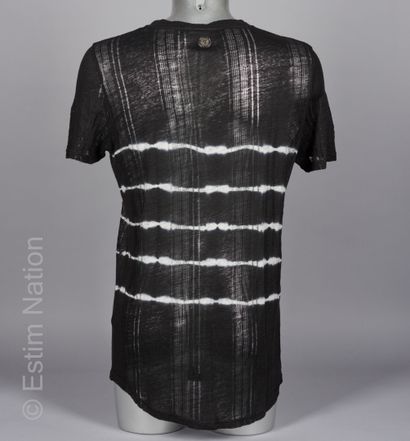 BALMAIN par Olivier Rousteing TEE SHIRT in linen decorated with black ladder days...