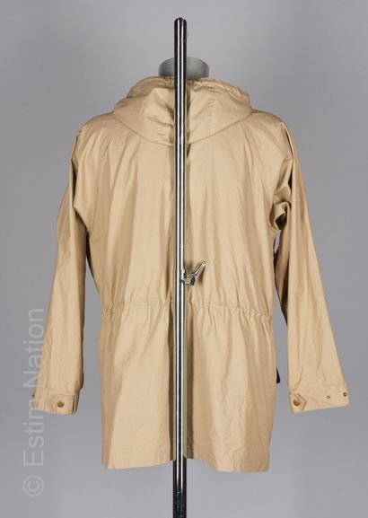 POLO by RALPH LAUREN PARKA à capuche en coton beige, zip rouge, liens à coulisser...