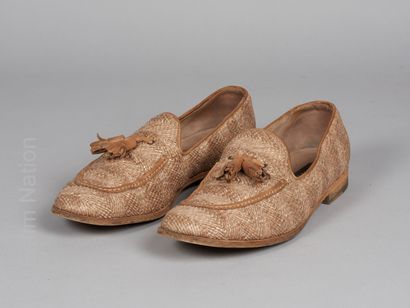 FRATELLI ROSSETTI PAIR OF MOCASSINS in braided raffia and taupe leather (P 9 it is...