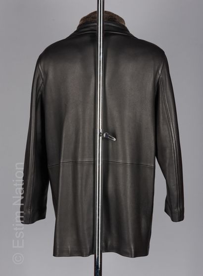 MC DOUGLAS VINTAGE Black stag coat, removable zipped lining partially quilted in...