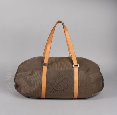 LOUIS VUITTON COLLECTION AMERICA'S CUP (2004) TRAVEL BAG in taupe mottled canvas...