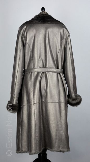 Gérard DAREL PELISSE in metallic leatherette, large buttons, two pockets (approx...