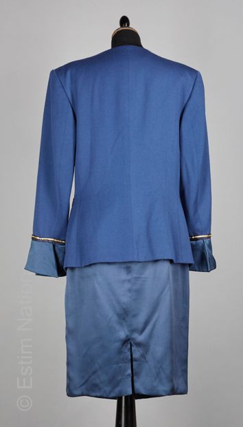 CLAUDE MONTANA CIRCA 1983 ENSEMBLE en soie bleu nuit : veste en laine bleu électrique...