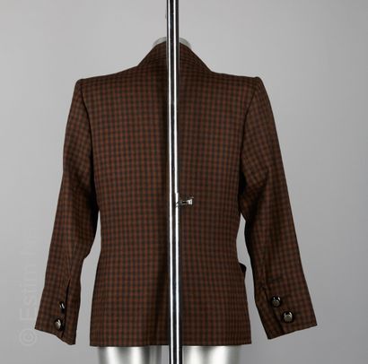 Yves SAINT LAURENT Rive Gauche VESTE en laine vichy noir et chocolat, double boutonnage,...