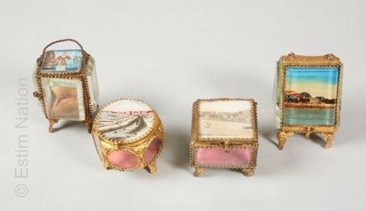 SOUVENIRS - REGIONS DE FRANCE Réunion de quatre coffrets à bijoux en laiton doré...
