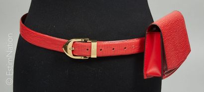 LOUIS VUITTON (1991) Belt pouch "TILSITT" in red epi leather (size of the belt: 85...
