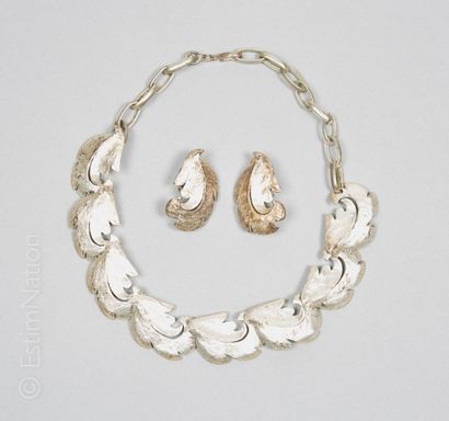 Delphine Nardin DEMI PARURE feuillage en métal argenté comprenant un collier et une...
