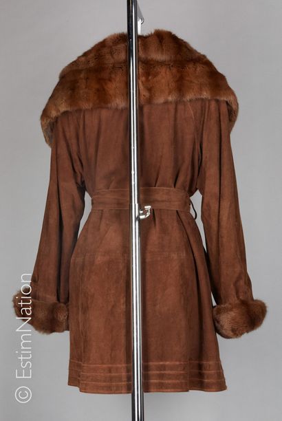 EDGAR VERMONT HAUTE FOURRURE Chocolate skin coat, large shawl collar, facing and...