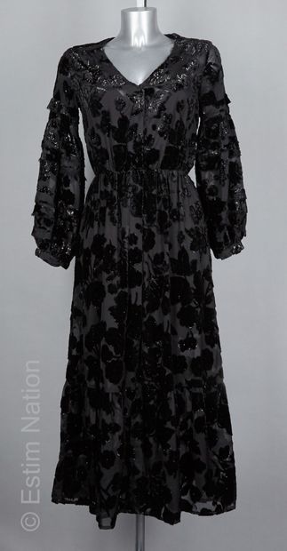 The KOOPLES ROBE en polyester et panne de velours pailleté noir à décor floral, manches...
