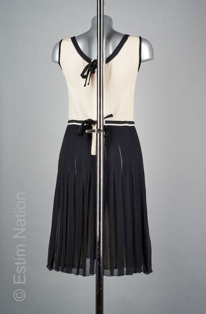 PRADA DRESS in beige linen, skirt enhanced with black silk chiffon pleated in the...