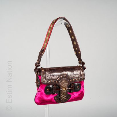 GUCCI PAR TOM FORD (EDITION LIMITEE) BAG "PELHAM" in calfskin and chocolate crocodile,...