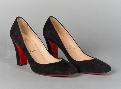 Christian LOUBOUTIN Pair of black leather slippers, modified insole with a half sole...