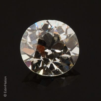 DIAMANT 1.74 CARAT Diamant rond de taille ancienne pesant 1.74 ct ayant fait l'objet...