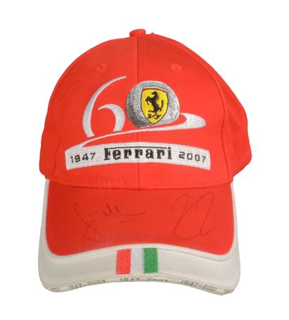 FERRARI - MICHAEL SCHUMACHER ET JEAN TODT 2007 CASQUETTE officielle Ferrari signée...