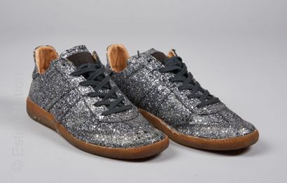 MAISON MARTIN MARGIELA LIGNE 22 Pair of low leather SNEAKERS fully glittered silver...