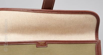 HERMES (1985) POCKET "Jige" in khaki canvas and chocolate Courchevel leather, lining...