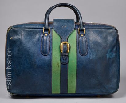 GUCCI VINTAGE SET DE VOYAGE en pécari bleu et vert comprenant une paire de valises...