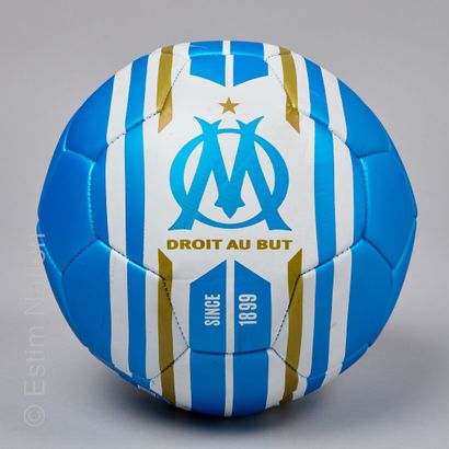 JEAN PIERRE PAPIN N° 9 - OLYMPIQUE DE MARSEILLE FOOTBALL bought in an official store...