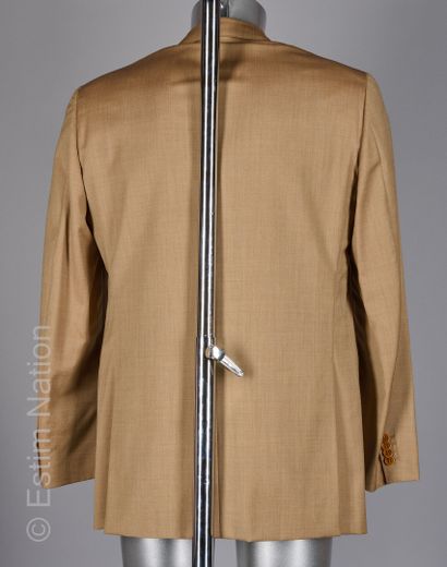 ALEXANDER - TISSU LORO PIANA Jacket in beige New Zealand wool, three pockets (S 48)...