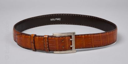 LISTE ROUGE BY DURET BELT in glossy cognac alligator, brushed buckle (total length:...