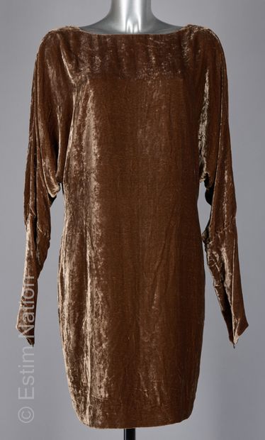 RALPH LAUREN COLLECTION PURPLE LABEL Straight brown velvet dress, open back with...