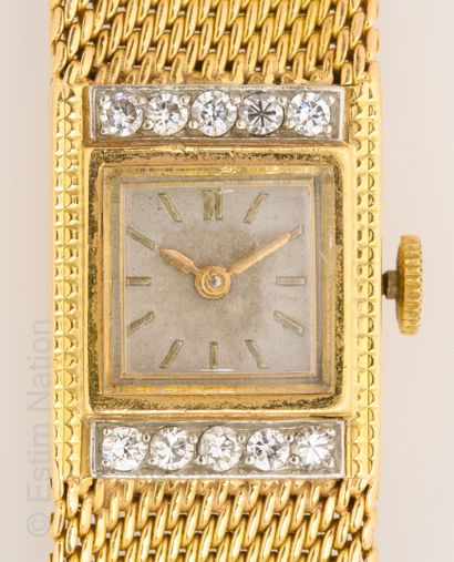 MONTRE DE DAME EN OR Montre de ville en or jaune 18K 750 millièmes à mouvement quartz.
-...