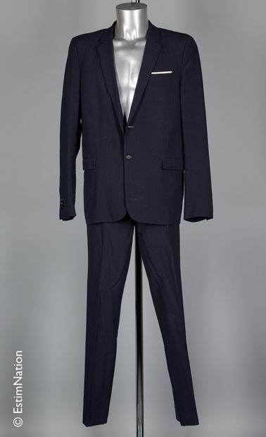 THE KOOPLES COSTUME in fine navy wool, fitted cut: jacket and pants with belt (S...