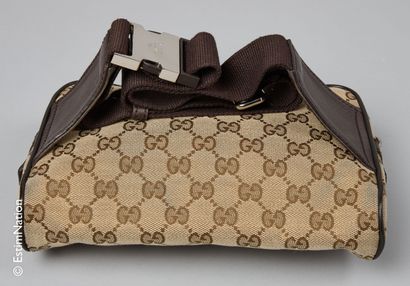 GUCCI BAG worn on belt in chocolate calfskin and GG supreme canvas, straps and buckles...