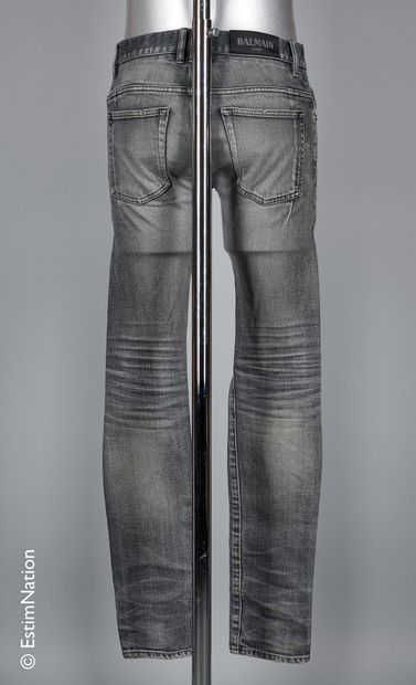 BALMAIN PAR OLIVIER ROUSTEING Grey stretch denim jeans with holes (W 29)