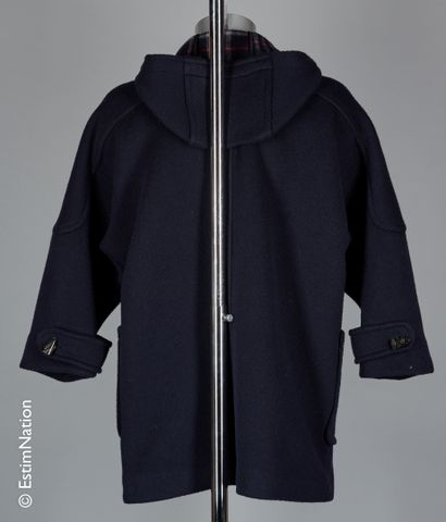 BURBERRYS' DUFFLE COAT in navy wool, tartan reverse, leather button tabs, horn buttons,...
