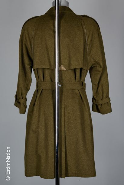 ANONYME Loden-inspired TRENCH in hunting-green wool, collar embellished with chocolate...