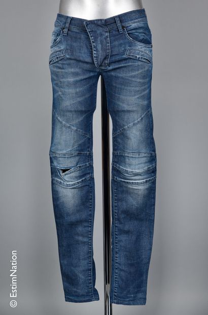 PIERRE BALMAIN Blue stretch denim jeans with holes (W 28) (slight wear patina)