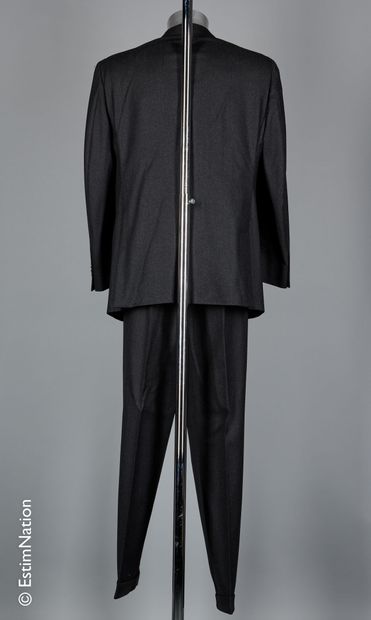 ARTHUR & FOX COSTUME in grey mottled wool felt: pants (S 48), jacket (S 54)