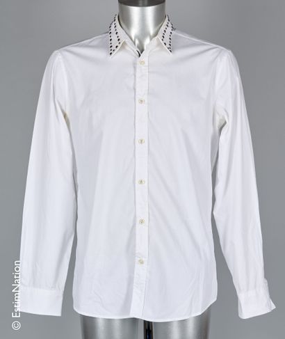 JUST CAVALLI SHIRT in white cotton, collar applied with lacquered elements (T 50)...