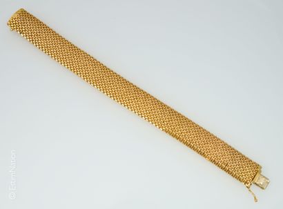 BRACELET OR JAUNE 18K Bracelet en or jaune 18K (750 millièmes) à maille polonaise...