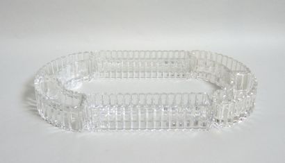 MANNETTES - CRISTAL Ensemble de verreries en cristal comprenant: 

-10 verres et...