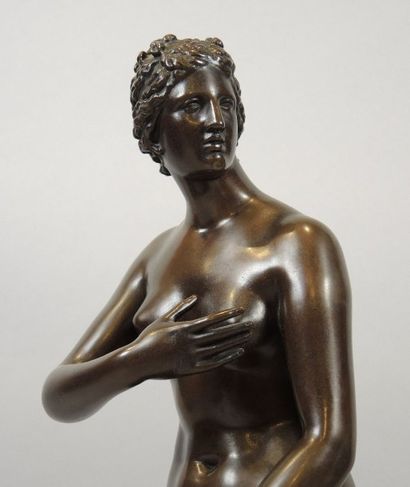 D'APRÈS L'ANTIQUE - BARBEDIENNE & COLAS Sculpture en bronze à patine brune représentant...