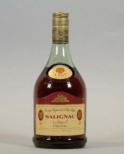 COGNAC - SALIGNAC Cognac SALIGNAC V.S.O.P.(niveau légèrement bas)