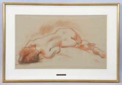 VLADIMIR ROZMAINSKY (1885-1943) "Jeune femme nue allongée de dos"

Dessin au fusain...