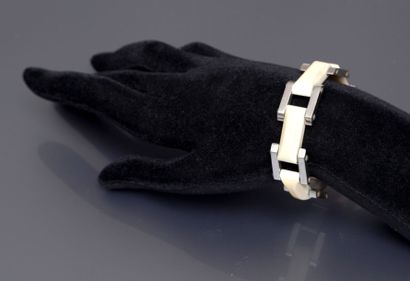 Jacob Bengel (attribué à) - (années 1930) Elégant bracelet moderniste composé d'anneaux...