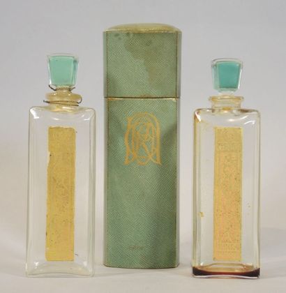 Caron - « Acasiosa » - (1927) Caron - « Acasiosa » - (1927)

2 flacons en verre,...