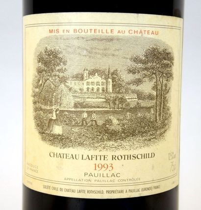 Lafite Rothschild 3 bouteilles de Château Lafite Rothschild 1993, 1er GCC Pauillac.

(étiquettes...