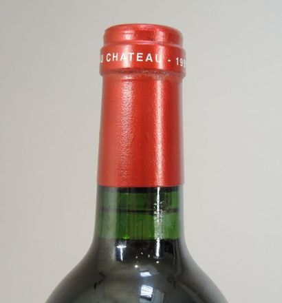CHÂTEAU PETRUS 1999 1 bouteille de Château Petrus 1999 Pomerol