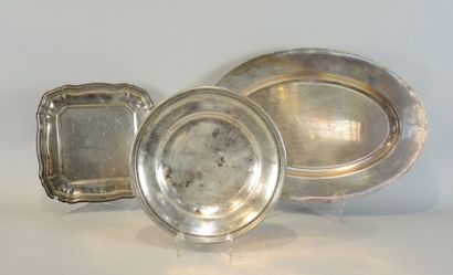 CHRISTOFLE & Divers Plat ovale en métal argenté


Marqué CHRISTOFLE


L : 45 cm





On...