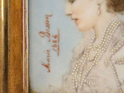 Marie BESSON (XIXe) "Portrait de Sarah Bernhardt en Reine d'Espagne pour Ruy Blas"

Peinture...