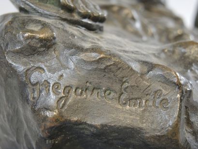 Emile GREGOIRE (XIXe-XXème siècle) "L'Archer"

Bronze à patine brune et verte signé...