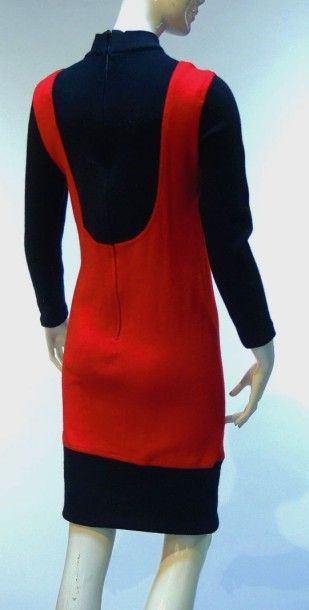 Guy Laroche sportswear vintage Robe en jersey de laine bicolore rouge et noir, petit...