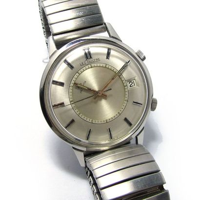 LECOULTRE MEMOVOX LECOULTRE MEMOVOX, vers 1970.

MONTRE BRACELET réveil en acier....